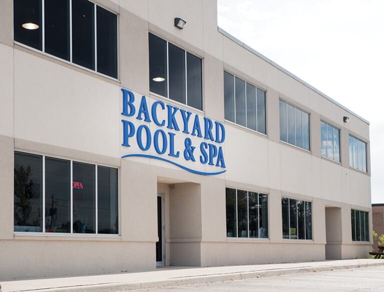 Backyard Pool & Spa