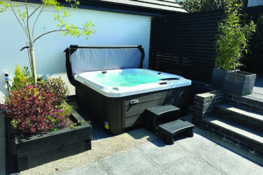 Vacation Lounge - Platinum Spas