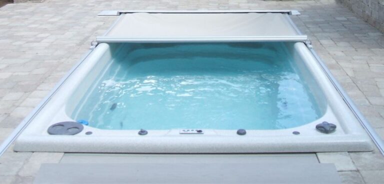 AutoGuard spa cover from APC
