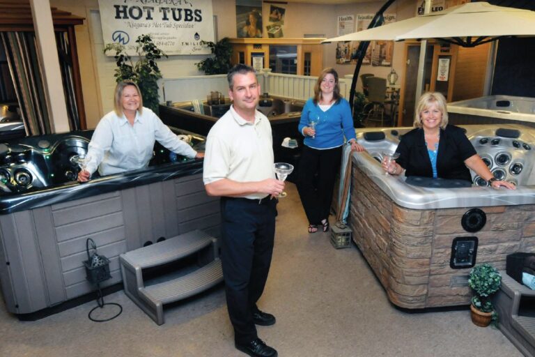 Niagara Hot Tub