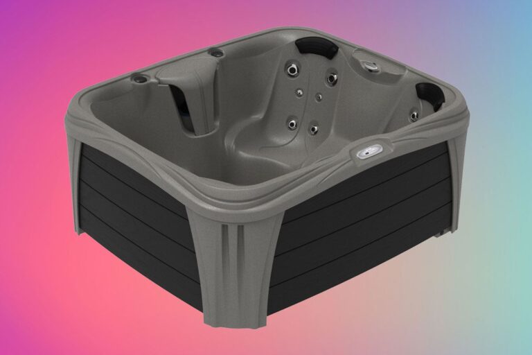 Jacuzzi: Play Comes Standard