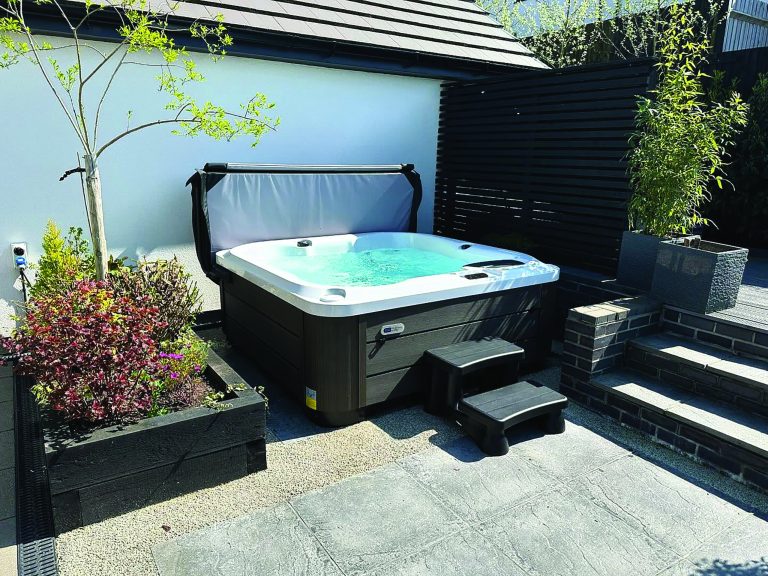 Platinum Spas Introduces Vacation Range for Holiday and Hospitality Market